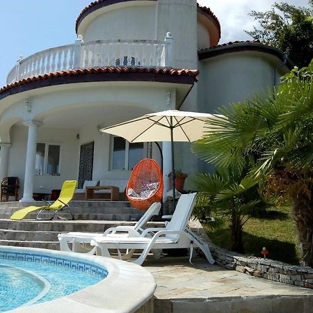 Villa Sky Music Obzor Luaran gambar
